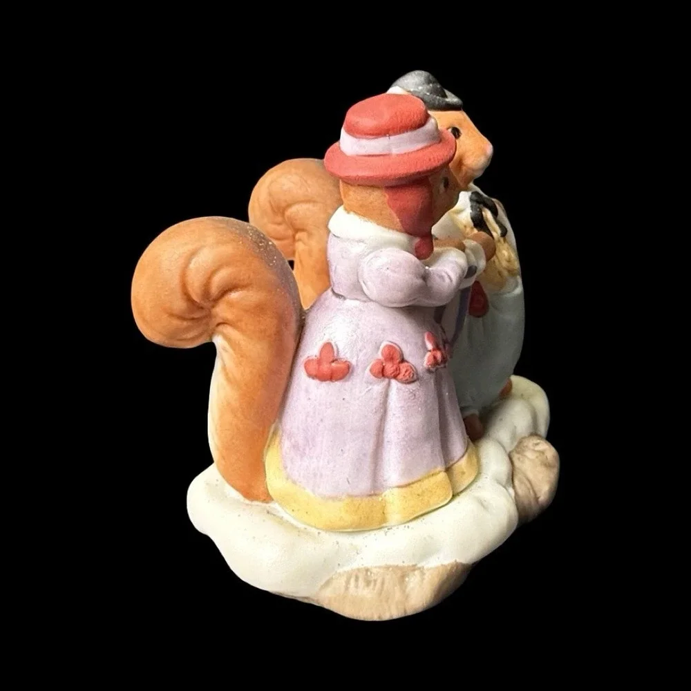 Fitz & Floyd Enchanted Forest Holiday Hamlet Squirrel Family Figurine 1993
